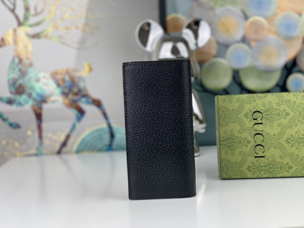 グッチ財布コピー背面デザイン